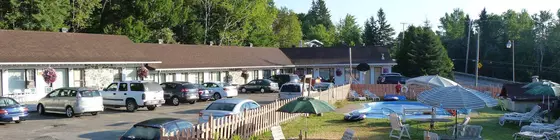 Motel Des Pays D'En Haut | Quebec - Les Laurentides Regional County Belediyesi - Val David