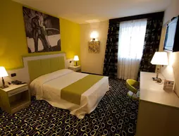 La Dolce Vita Hotel Motel | Lombardy - Bergamo - Bergamo (ve civarı) - Villa di Serio