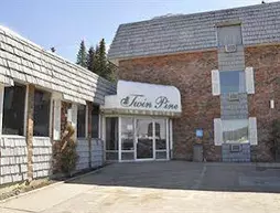 Twin Pine Inn & Suites | Alberta - Hinton