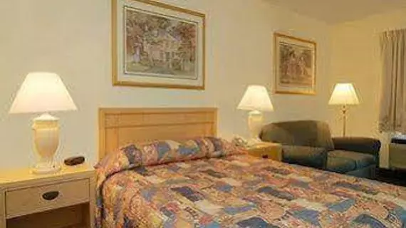 Econo Lodge Inn & Suites Fort Rucker | Alabama - Enterprise (ve civarı) - Daleville