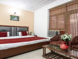 Yuvraj Deluxe | Batı Delhi - Ulusal Eyalet Başkenti Delhi - Delhi (ve civarı) - Yeni Delhi - Paharganj