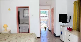 Marine View Hotel | Saint Ann - Ocho Rios (ve civarı) - Ocho Rios