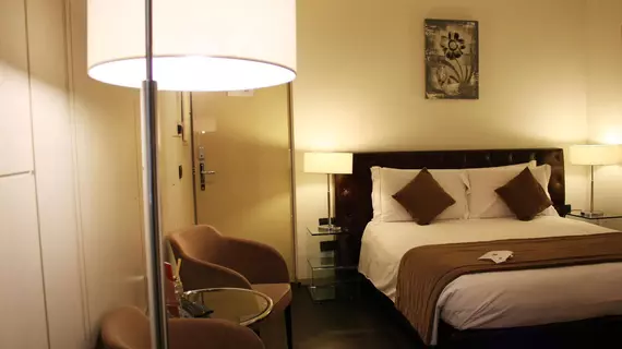 Piazza Del Gesu' Luxury Suites | Lazio - Roma (ve civarı) - Roma Kent Merkezi - Navona