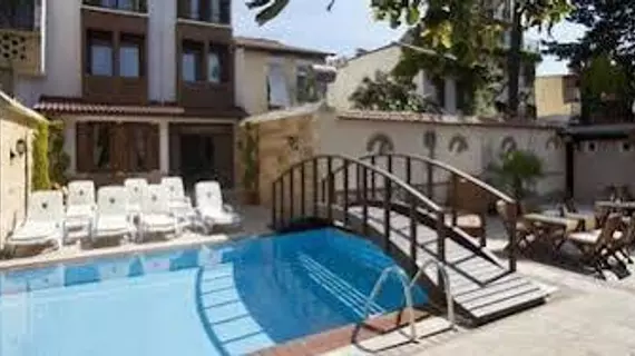 Castle Boutique | Antalya - Muratpaşa - Güzeloba Mahallesi