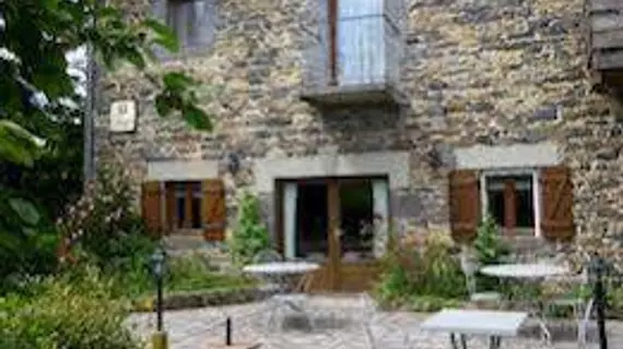 Auberge de la Hulotte | Auvergne-Rhone-Alpes - Puy-de-Dome (bölge) - Saint-Jacques-d'Ambur