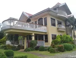 The Q Hotel | Cavite - Tagaytay