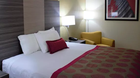 Ramada Wentzville | Missouri - St. Louis (ve civarı) - Wentzville