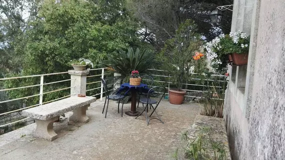 Villa Maria | Sicilya - Syracuse (vilayet) - Canicattini Bagni