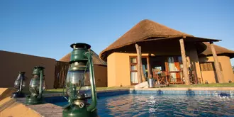 Mopane Bush Lodge