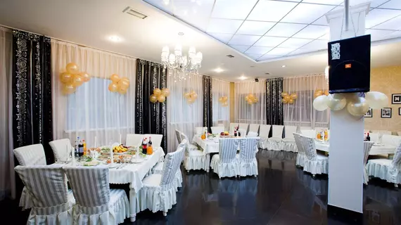 Renion Hotel Almaty | Alma Ata