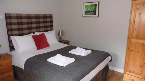 The Red Brolly Inn | İskoçya - Perth ve Kinross - Pitlochry