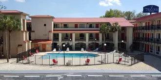 Howard Johnson Inn & Suites Jacksonville