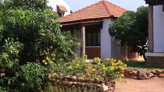 Kadambavanam Ethnic Village Resort | Tamil Nadu - Nattam