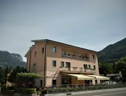 Albergo Miralaghi | Trentino-Alto Adige - Trento İli - Vallelaghi