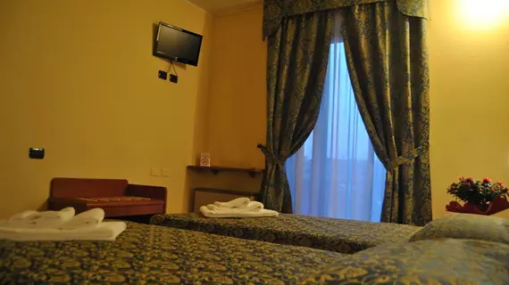 Hotel Postumia | Veneto - Verona (ve civarı) - Villafranca di Verona