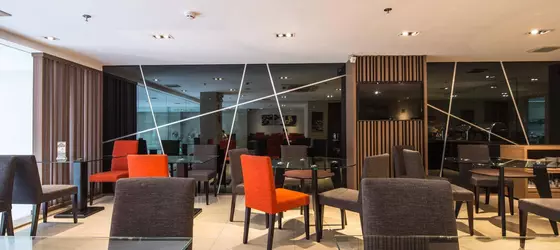 The Luxe Hotel | Binh Duong (vilayet) - Ho Şi Min Şehri (ve civarı) - Ho Chi Minh City - Quận 1 - Ho Chi Minh Şehri Merkezi