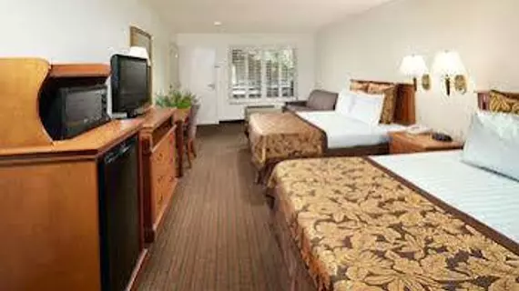 Anaheim Desert Inn & Suites | Kaliforniya - Orange County - Anaheim - Anaheim Resort