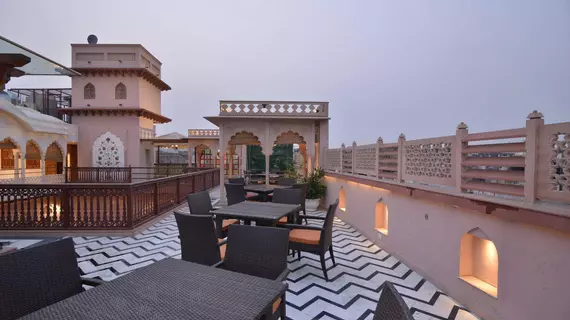 WelcomHeritage Haveli Dharampura | Batı Delhi - Ulusal Eyalet Başkenti Delhi - Delhi (ve civarı) - Yeni Delhi