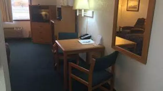 Americas Best Value Inn Grand Forks | Kuzey Dakota - Grand Forks