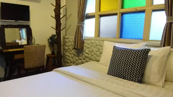 Stay With Me Guest House | Chiang Mai İli - Chiang Mai - Sri Phum - Thapae