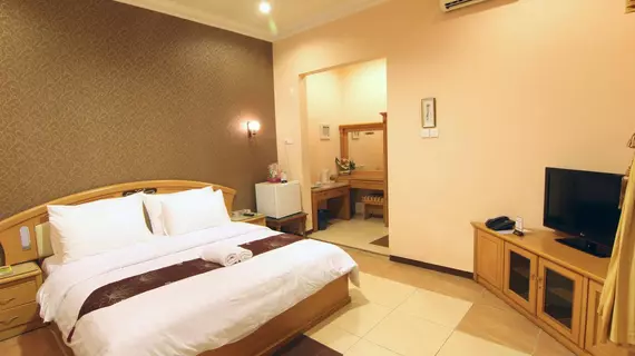 Patria Plaza Hotel | Doğu Cava - Blitar