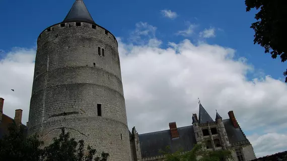 Hôtel Saint Louis | Centre - Loire Vadisi - Eure-et-Loir (bölge) - Chateaudun