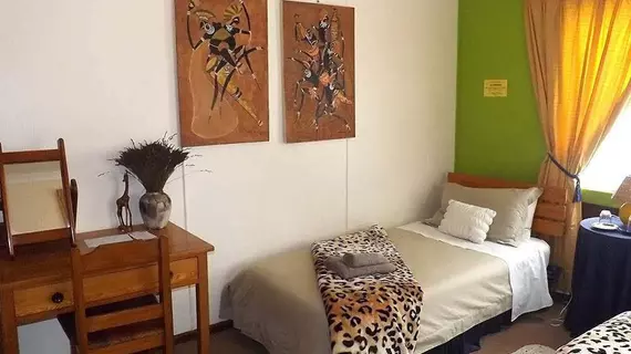 Zoete Inval Travellers Lodge Hostel/Backpacker | Western Cape (il) - Overberg District Municipality - Overstrand - Stanford - Greater Hermanus - Westcliff