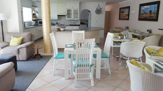 Sunset Lodge Guest House | Western Cape (il) - West Coast DC - Drakenstein - Cape Town (ve civarı) - Cape Town