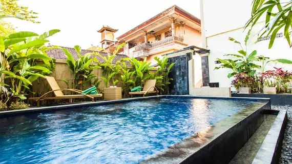 Lucky's Guest House | Bali - Kuta - Kuta Merkezi