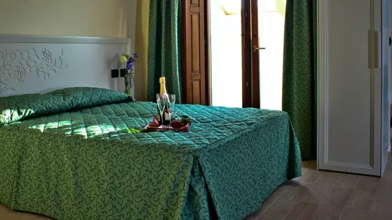 Hotel San Berardo | Abruzzo - L'Aquila (il) - Pescina