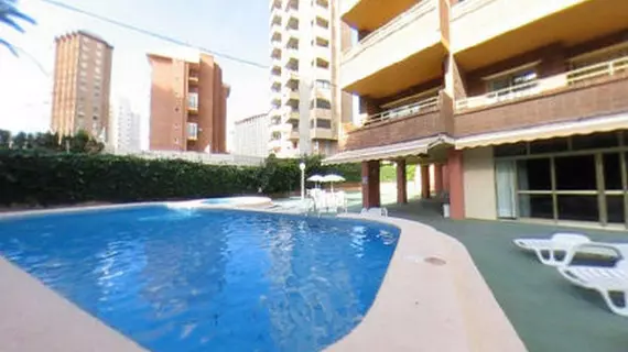 Trebol Apartamentos | Valencia Bölgesi - Alicante (vilayet) - Marina Baja - Benidorm