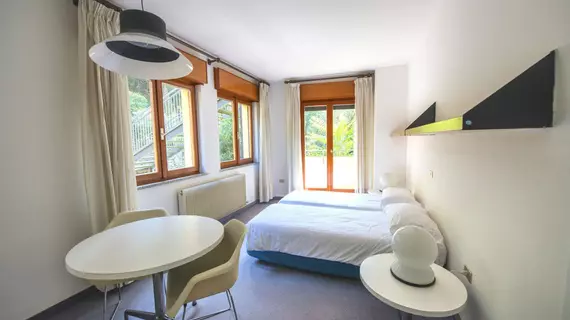 Hotel Residence Torbole | Trentino-Alto Adige - Trento İli - Nago-Torbole