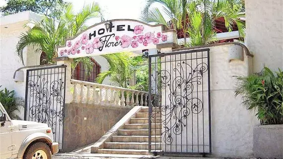 Hotel Flores | Guanacaste - Tamarindo