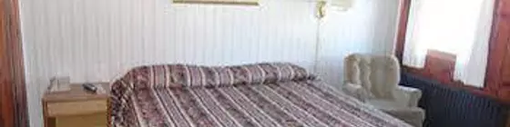 Pine Ridge Motel | Wisconsin - Dodgeville (ve civarı) - Dodgeville