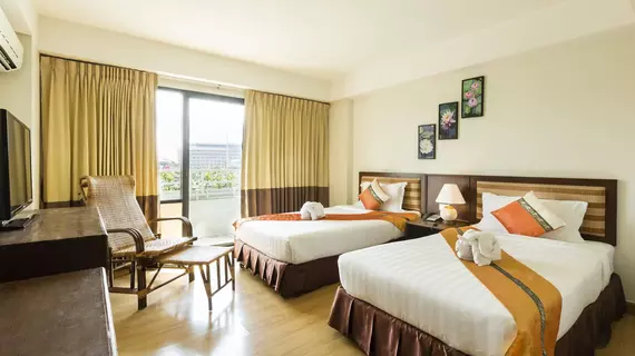 Poonpetch Hotel | Chiang Mai İli - Chiang Mai - Wat Ket