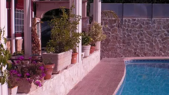 Hostal La Paloma I | Valencia Bölgesi - Alicante (vilayet) - Marina Alta - Calpe