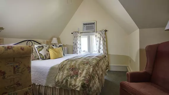 Victoria's Historic Inn | Nova Scotia - Annapolis County - Wolfville (ve civarı) - Wolfville