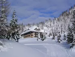 Albergo Al Gallo Forcello | Friuli-Venezia Giulia - Udine (vilayet) - Pontebba - Passo Pramollo