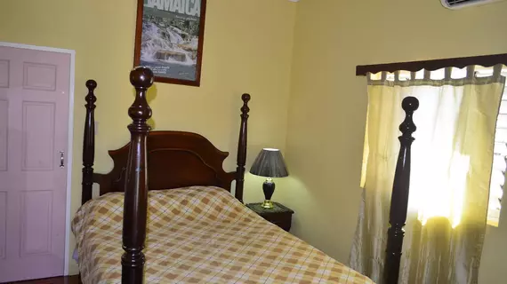 Little Shaw Park Guest House | Saint Ann - Ocho Rios (ve civarı) - Ocho Rios