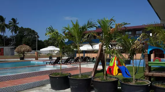 Express Inn Coronado & Camping | Panama (ili) - Las Lajas (Panama)