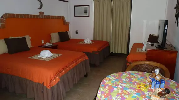 Suites Fenicia | Quintana Roo - Solidaridad - Playa del Carmen