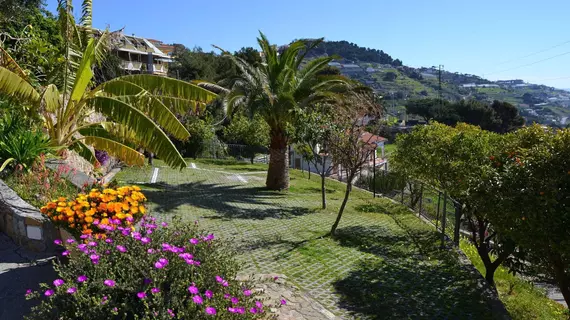 Le Terrazze Appartamenti Vacanze | Liguria - Imperia (il) - Sanremo