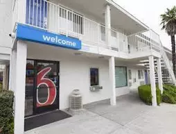 Motel 6 Sacramento Central | Kaliforniya - Sacramento (ve civarı) - Sacramento