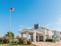 Motel 6 Dallas DeSoto Lancaster | Teksas - Dallas (ve civarı) - Lancaster