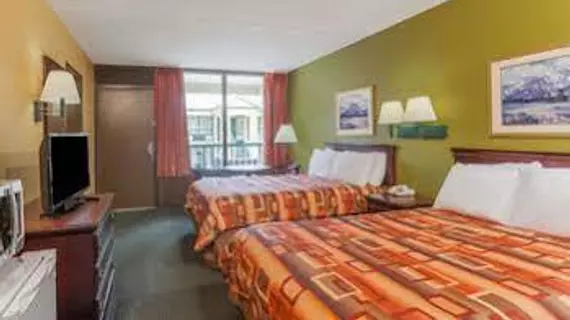 Days Inn Nashville West | Tennessee - Nashville-Davidson - Nashville (ve civarı) - Nashville