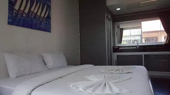 Aonang Eazy Room Hotel | Krabi İli - Krabi - Ao Nang