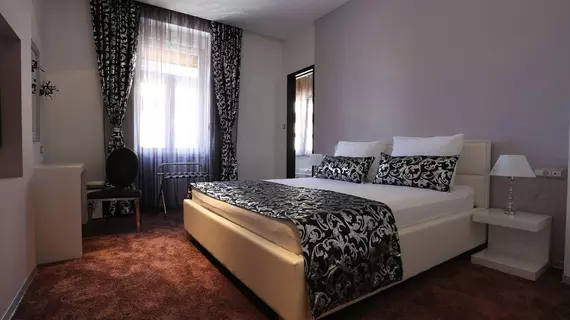 Starlight Luxury Rooms | Split-Dalmaçya - Split - Split Eski Kent Bölgesi