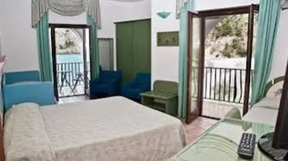 Hotel Gabbiano | Basilicata - Potenza (il) - Maratea - Acquafredda