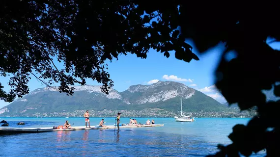 L'Aurore du Lac | Auvergne-Rhone-Alpes - Haute-Savoie (bölge) - Sevrier - Cessenaz