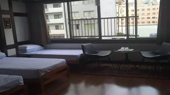 Naniwa Guest House | Osaka (idari bölge) - Osaka (ve civarı) - Osaka City Center - Namba